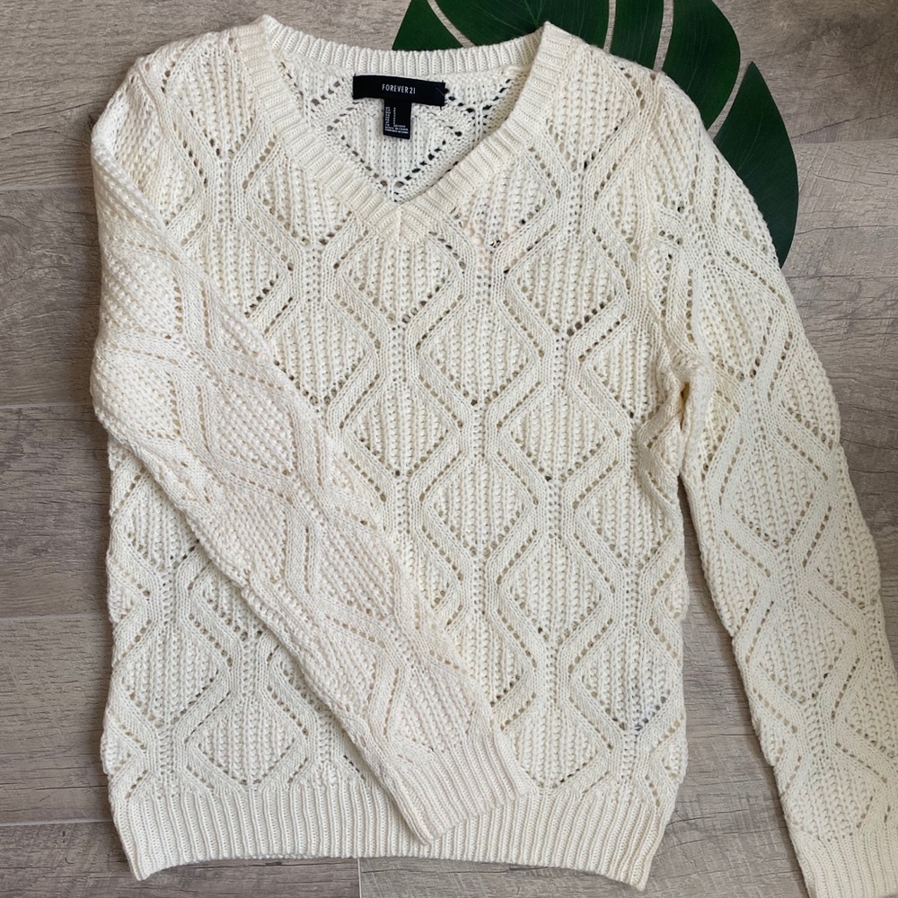 Forever21 Cream Colored Diamond Knit Sweater